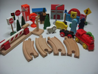 wooden road track